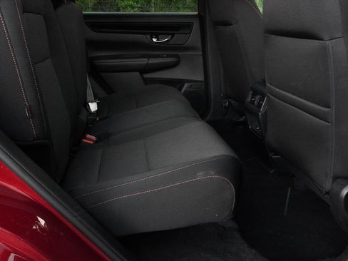 Used 2025 Honda CR-V Sport image 32