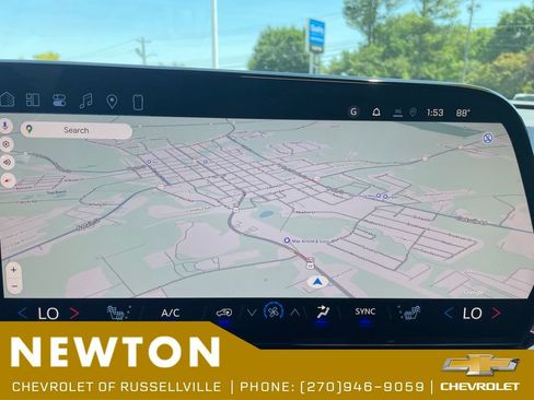 New 2026 Chevrolet Traverse Z71 w/ Driver Confidence Package AWD/4WD image 12