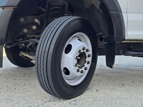 Used 2022 Ford F550 2WD Regular Cab Super Duty image 32