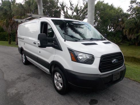 Used 2019 Ford Transit 250 130 Low Roof RWD image 1