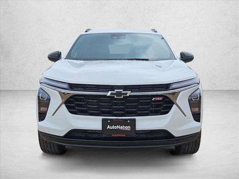 New 2026 Chevrolet Trax RS w/ Driver Confidence Package FWD image 6