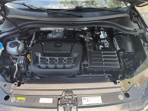 Used 2018 Volkswagen Tiguan S FWD image 6