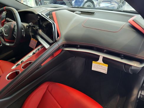 New 2026 Chevrolet Corvette E-Ray image 10