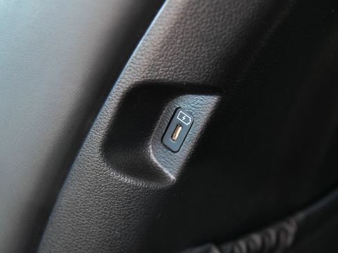 Used 2024 Hyundai Palisade SEL FWD image 43