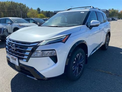 New 2026 Nissan Rogue Platinum w/ Platinum Premium Package image 2