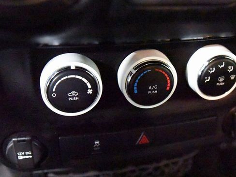 Used 2012 Jeep Wrangler Sport image 14