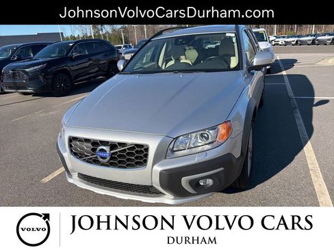 Used 2016 Volvo XC70 T5 Platinum w/ Protection Package image 6