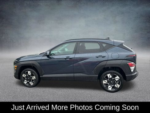 Used 2024 Hyundai Kona SEL AWD/4WD image 2