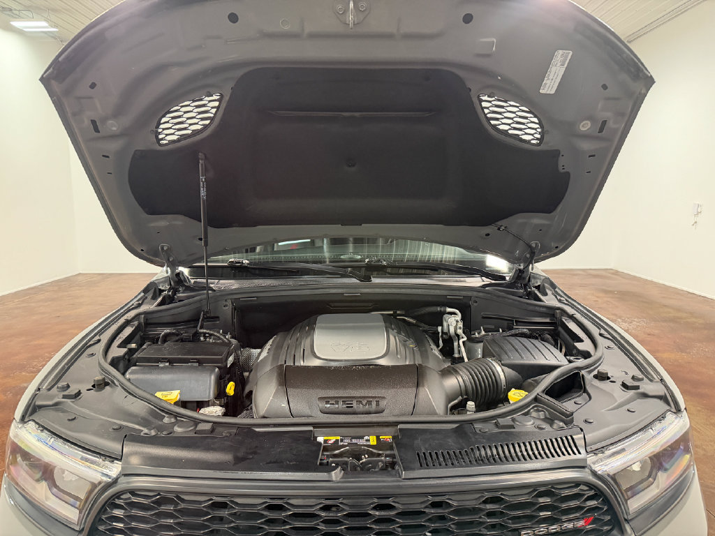 Used 2022 Dodge Durango R/T w/ Tow 'N Go Package AWD/4WD image 19
