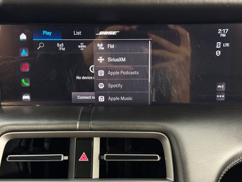 Used 2022 Porsche Taycan 4 Cross Turismo image 29