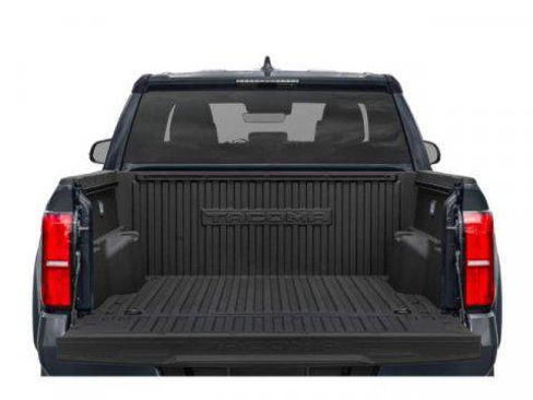 Certified 2025 Toyota Tacoma TRD Off-Road AWD/4WD image 10