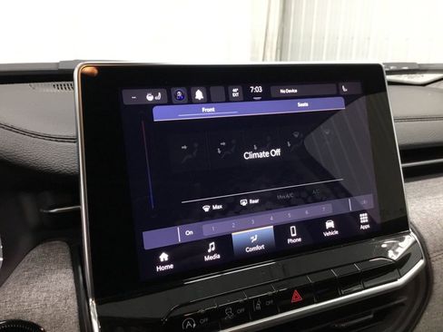 Used 2022 Jeep Compass Latitude AWD/4WD image 21