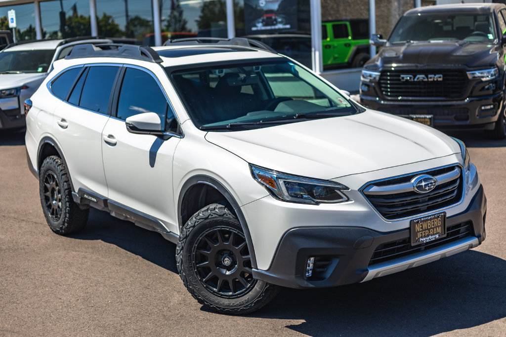 Used 2020 Subaru Outback Limited XT w/ Popular Package #2 AWD/4WD image 2