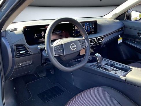 New 2026 Nissan Sentra SR image 7