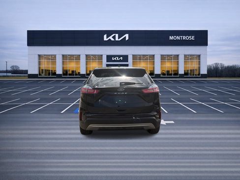 Used 2022 Ford Edge SEL w/ Convenience Package AWD/4WD image 6