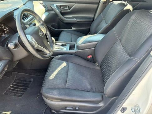 Used 2017 Nissan Altima 2.5 S w/ Power Driver Seat Package FWD image 9