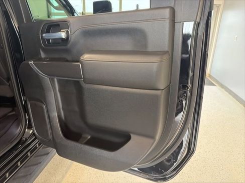 Used 2021 GMC Sierra 2500 AT4 image 48