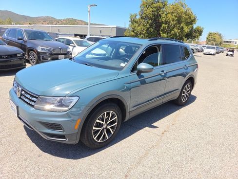 Used 2019 Volkswagen Tiguan SE w/ Panoramic Sunroof Package AWD/4WD image 1