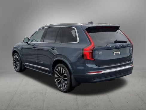 New 2026 Volvo XC90 T8 Ultra w/ Protection Package Premier image 4