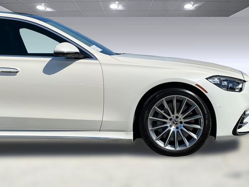 Certified 2022 Mercedes-Benz S 500 4MATIC image 35