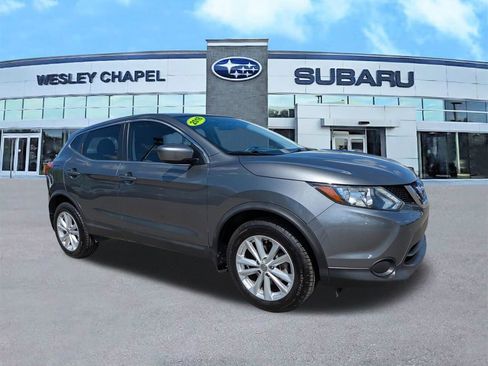 Used 2018 Nissan Rogue Sport S w/ S Appearance Package image 2