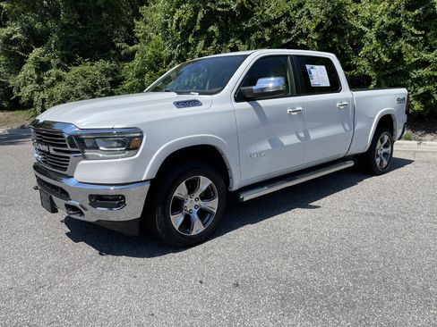 Used 2020 RAM 1500 Laramie AWD/4WD image 4
