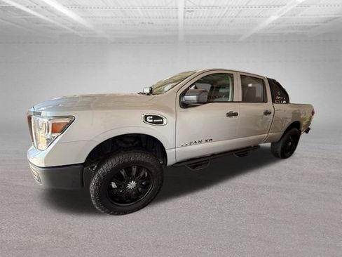 Used 2018 Nissan Titan S w/ S Utility Package AWD/4WD image 4