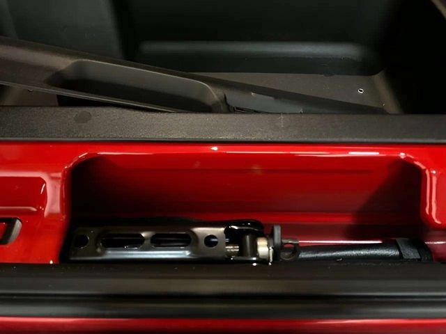 Used 2025 Jeep Wrangler Unlimited Sahara w/ Safety Group AWD/4WD image 84