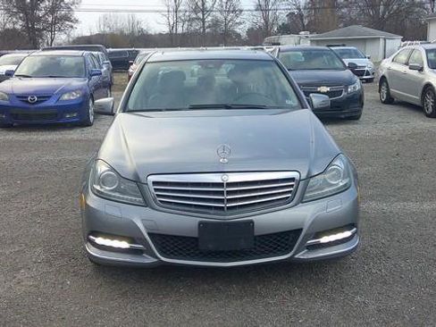 Used 2012 Mercedes-Benz C 300 Luxury image 2