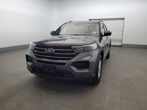 Used 2022 Ford Explorer XLT AWD/4WD image 15