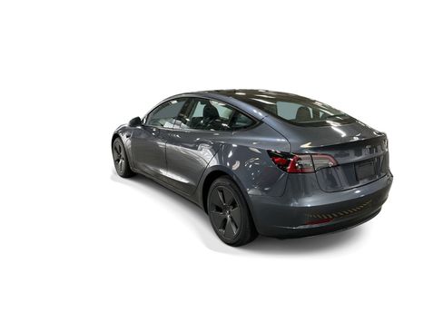 Certified 2023 Tesla Model 3 Standard Range RWD image 4