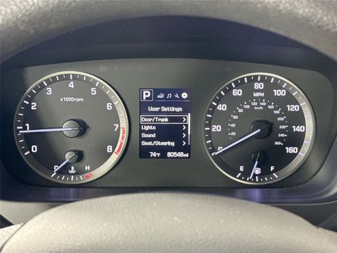 Used 2015 Hyundai Sonata SE w/ Option Group 09 FWD image 16