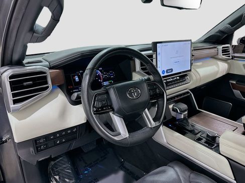 Used 2023 Toyota Sequoia Capstone AWD/4WD image 9