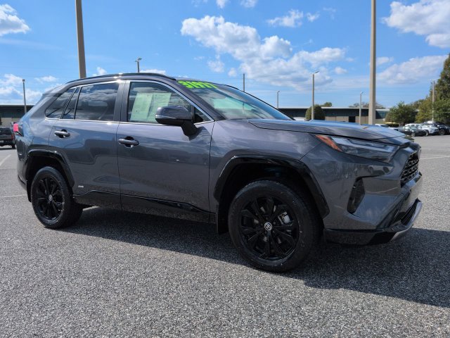 Certified 2024 Toyota RAV4 SE AWD/4WD image 2