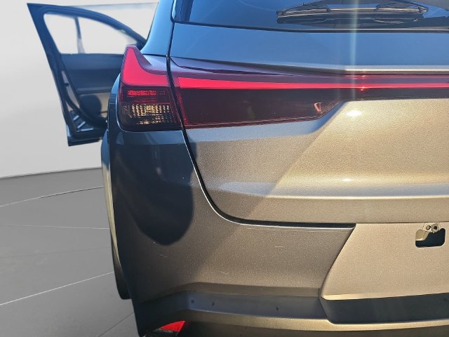 Used 2020 Lexus UX 250h w/ Accessory Package 2 AWD/4WD image 36