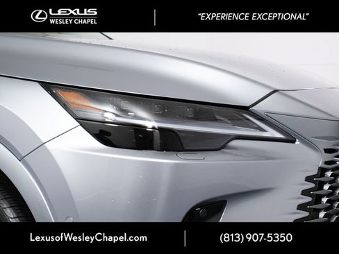 Used 2024 Lexus RX 350 FWD w/ Convenience Package image 3