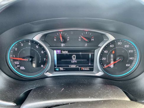 Used 2016 Chevrolet Malibu LT w/ Leather Package FWD image 11