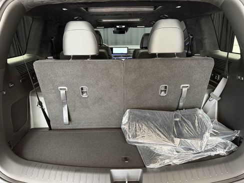 Used 2024 Hyundai Santa Fe Calligraphy image 31