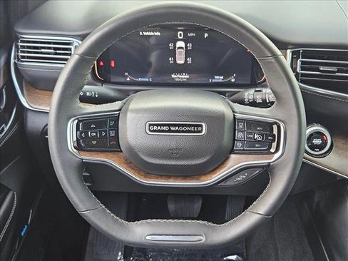 Used 2024 Jeep Grand Wagoneer Series I w/ HD Trailer Tow Package image 27