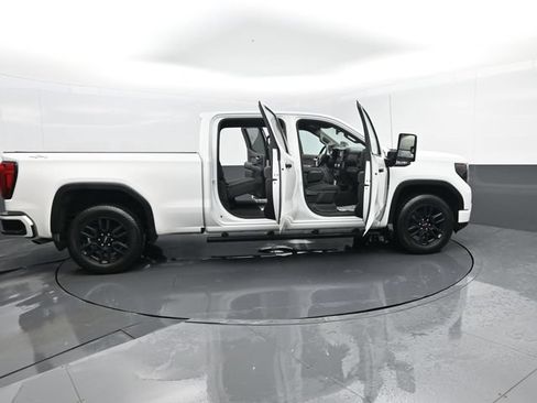 Used 2024 GMC Sierra 1500 Pro w/ Graphite Edition AWD/4WD image 27