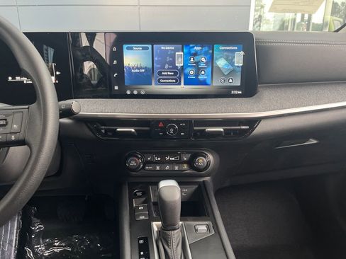 New 2026 Nissan Kicks SV w/ Cold Weather Package image 18