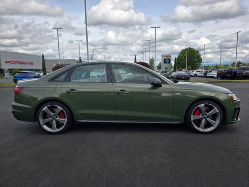 Used 2023 Audi A4 2.0T Premium Plus w/ Premium Plus Package AWD/4WD image 7