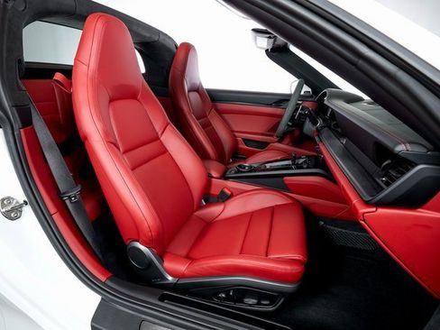 Used 2024 Porsche 911 Targa 4 GTS image 48