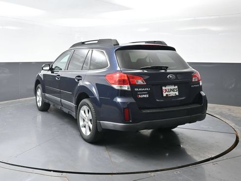 Used 2013 Subaru Outback 2.5i Premium AWD/4WD image 9