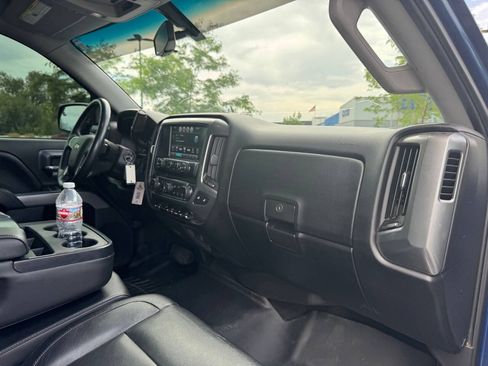 Used 2018 Chevrolet Silverado 1500 LT w/ All Star Edition AWD/4WD image 17