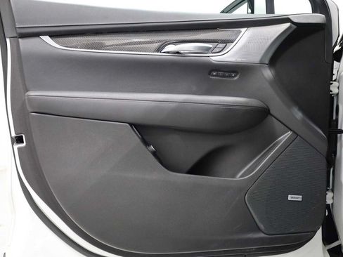 Used 2023 Cadillac XT5 Sportv w/ LPO, Floor Liner Package AWD/4WD image 16