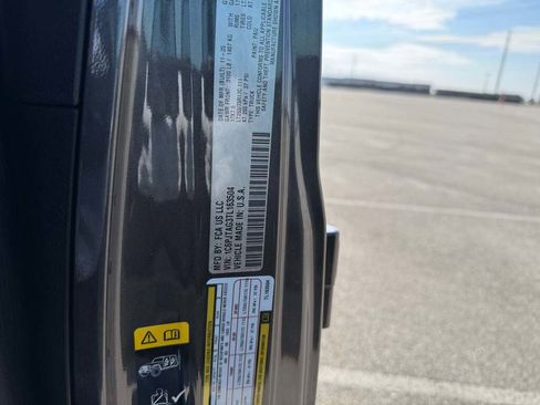 New 2026 Jeep Gladiator Sport image 28