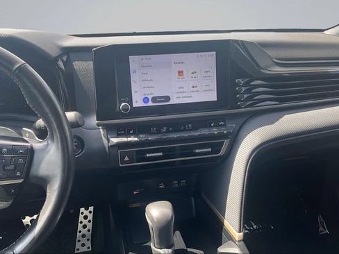 Used 2025 Toyota Camry SE w/ Convenience Package FWD image 6