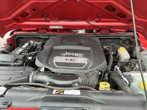 Used 2014 Jeep Wrangler Unlimited Sport w/ Quick Order Package 23S image 18