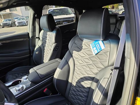 New 2026 Genesis GV80 3.5T e-SC AWD/4WD image 21